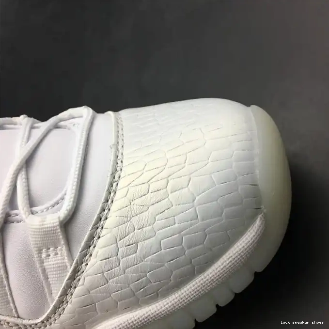 Rep LUCY Jordan 897331-100 White 11 Air Heiress Frost Low 0415